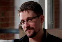 Эдвард Сноуден принял присягу на российское гражданство
